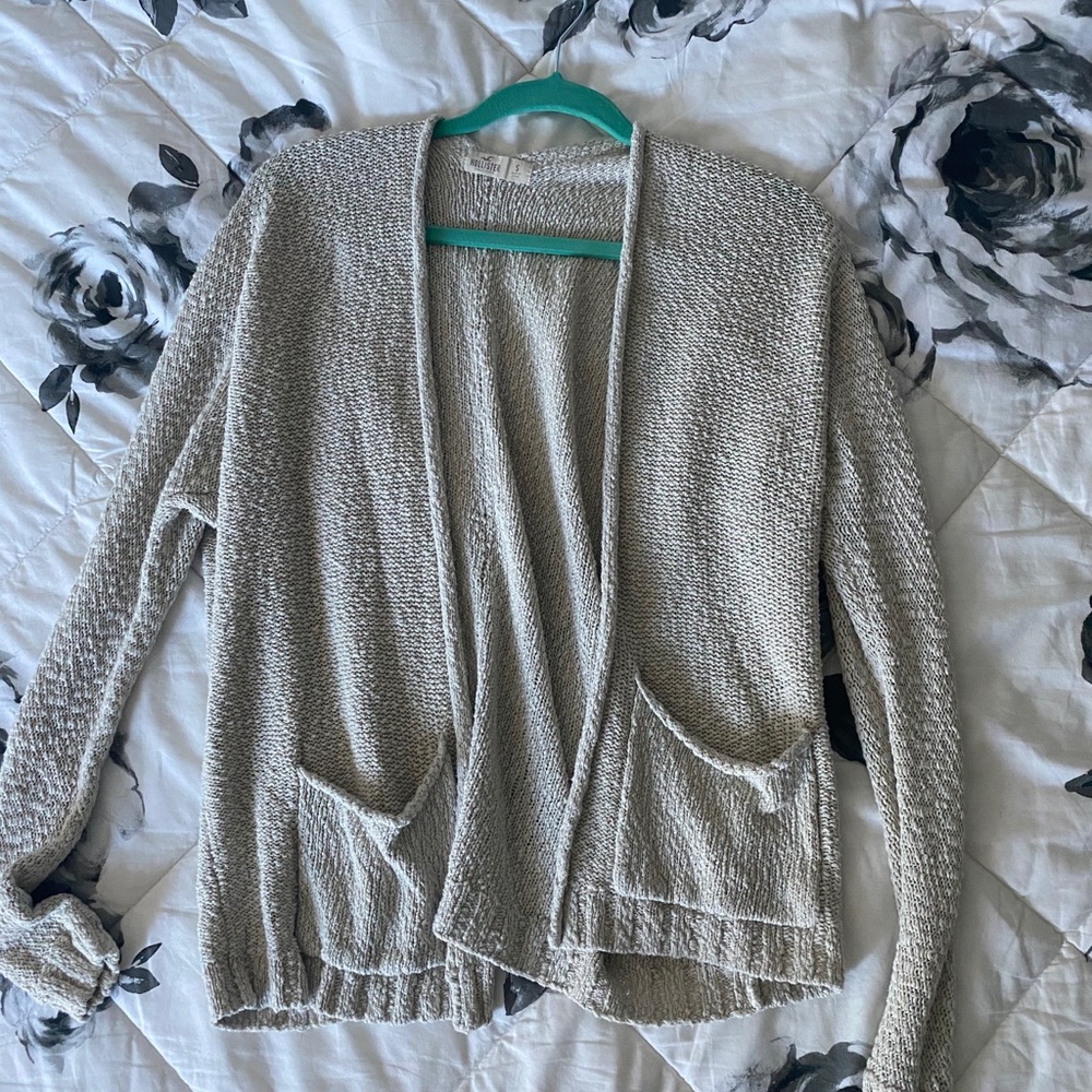 Hollister Cardigan